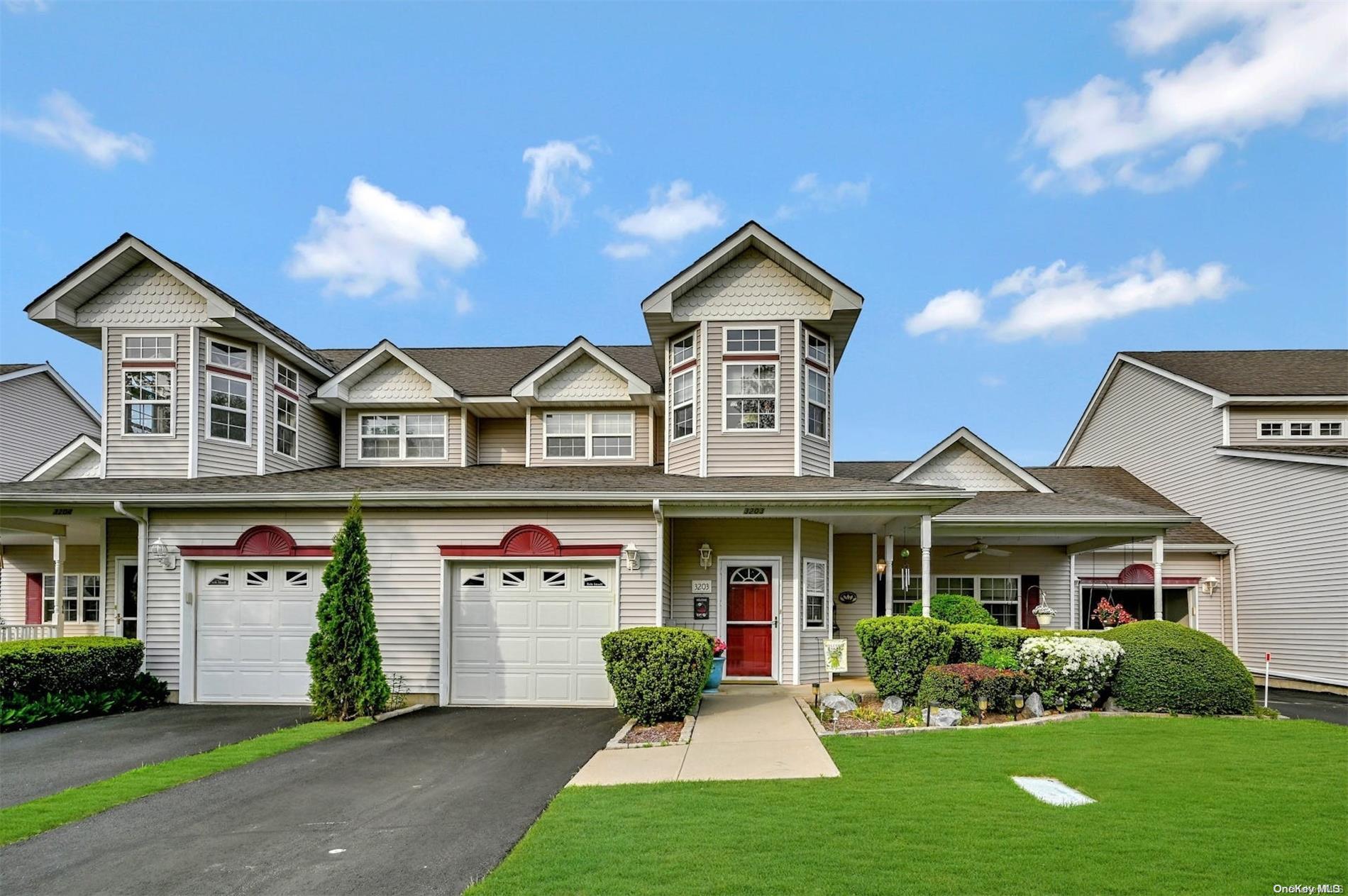 3203 Carnoustie Court # 3203, Riverhead, NY 11901