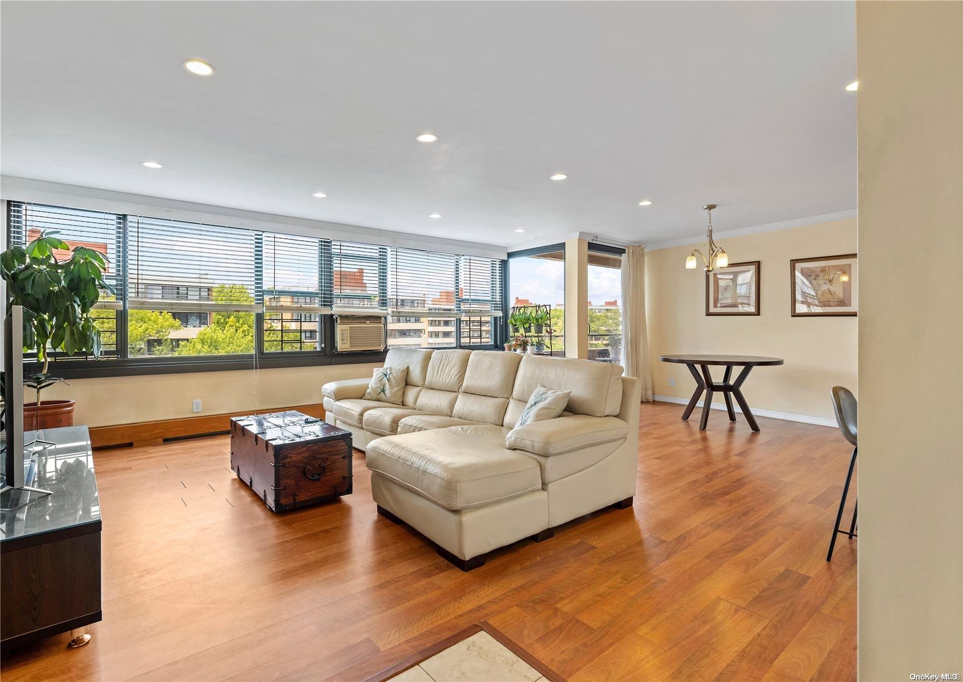 168-01 12th Avenue # 8B, Beechhurst, NY 11357