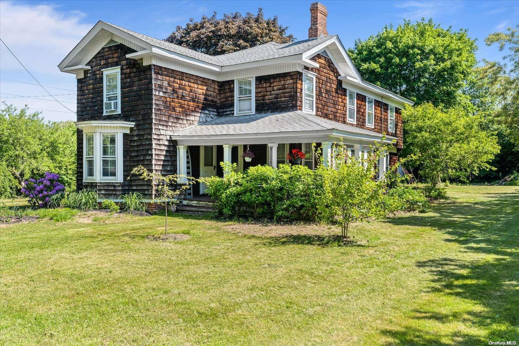 3200 Peconic Lane, Peconic, NY 11958