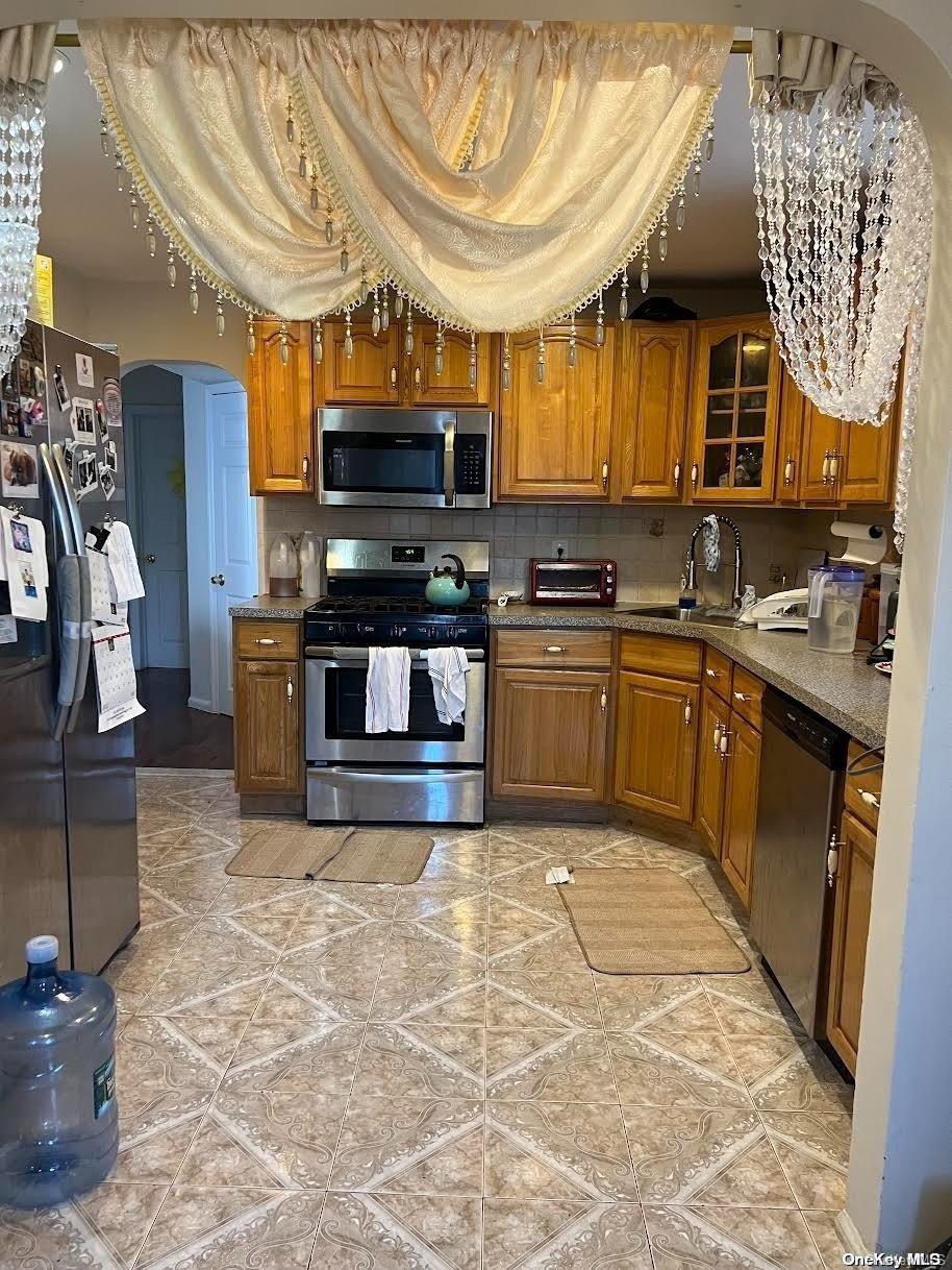 227-07 114th Avenue, Cambria Heights, NY 11411