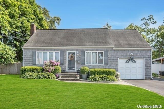 14 Elaine Drive, Sayville, NY 11782