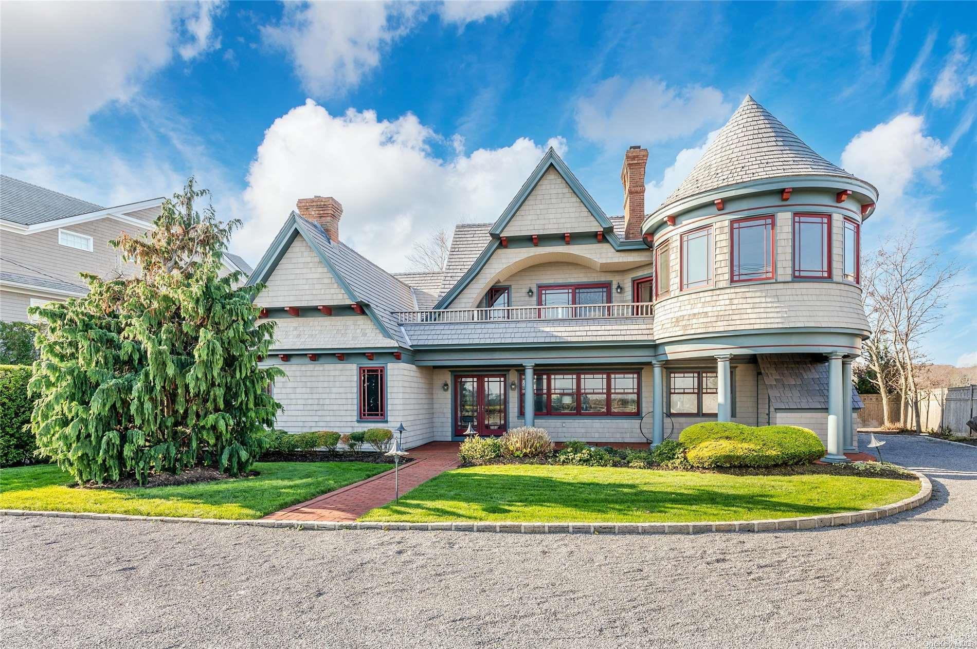 411 Asharoken Avenue, Asharoken, NY 11768