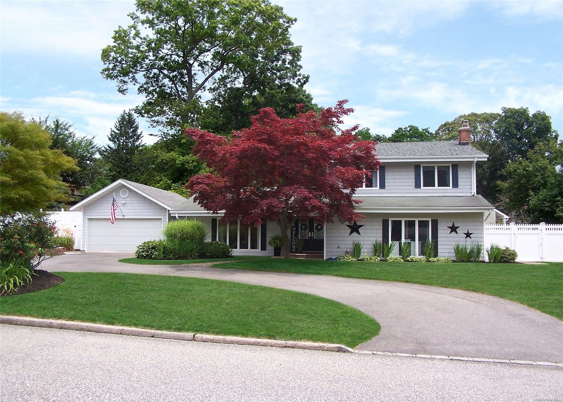 40 Woodland Road, Miller Place, NY 11764