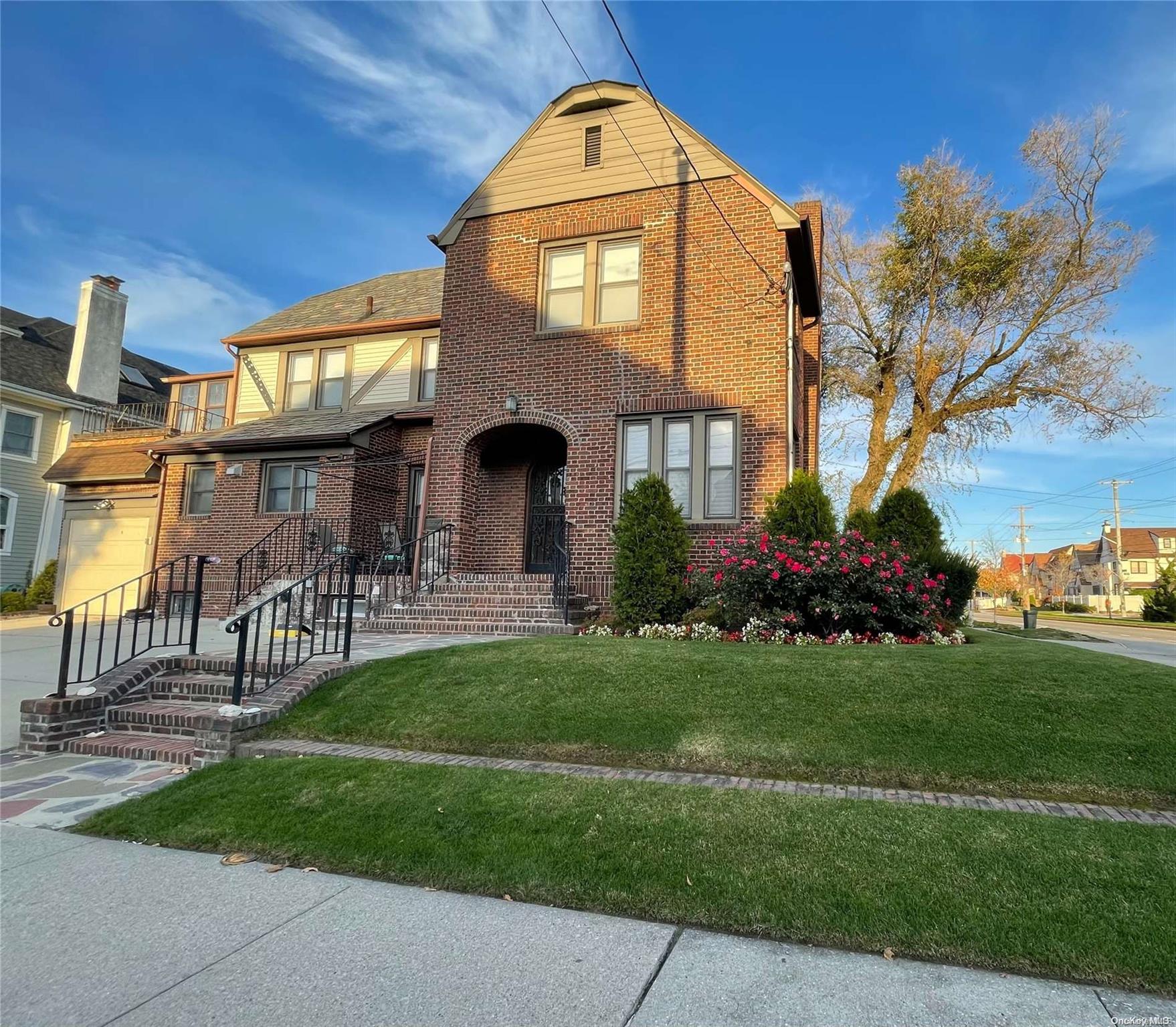 200 Beach 139th Street, Belle Harbor, NY 11694