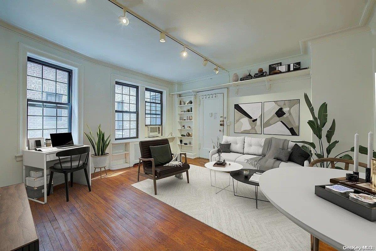 6 Burns Street # 111, Forest Hills, NY 11375