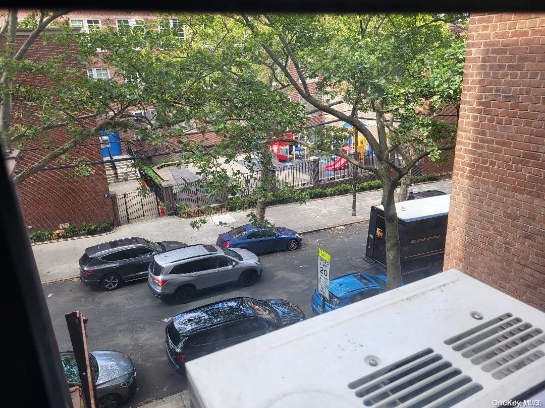 102-12 65th Avenue # D36, Forest Hills, NY 11375