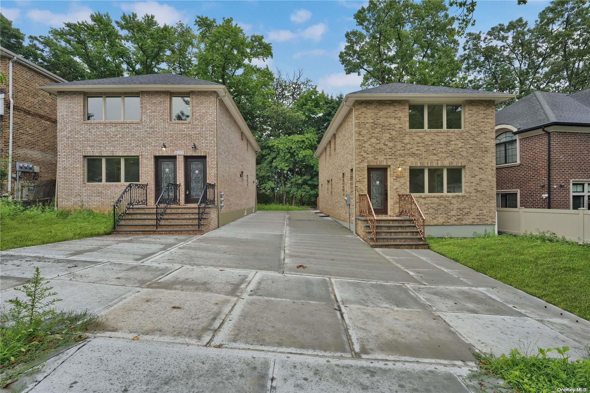 264-50 73rd Ave, Glen Oaks, NY 11004