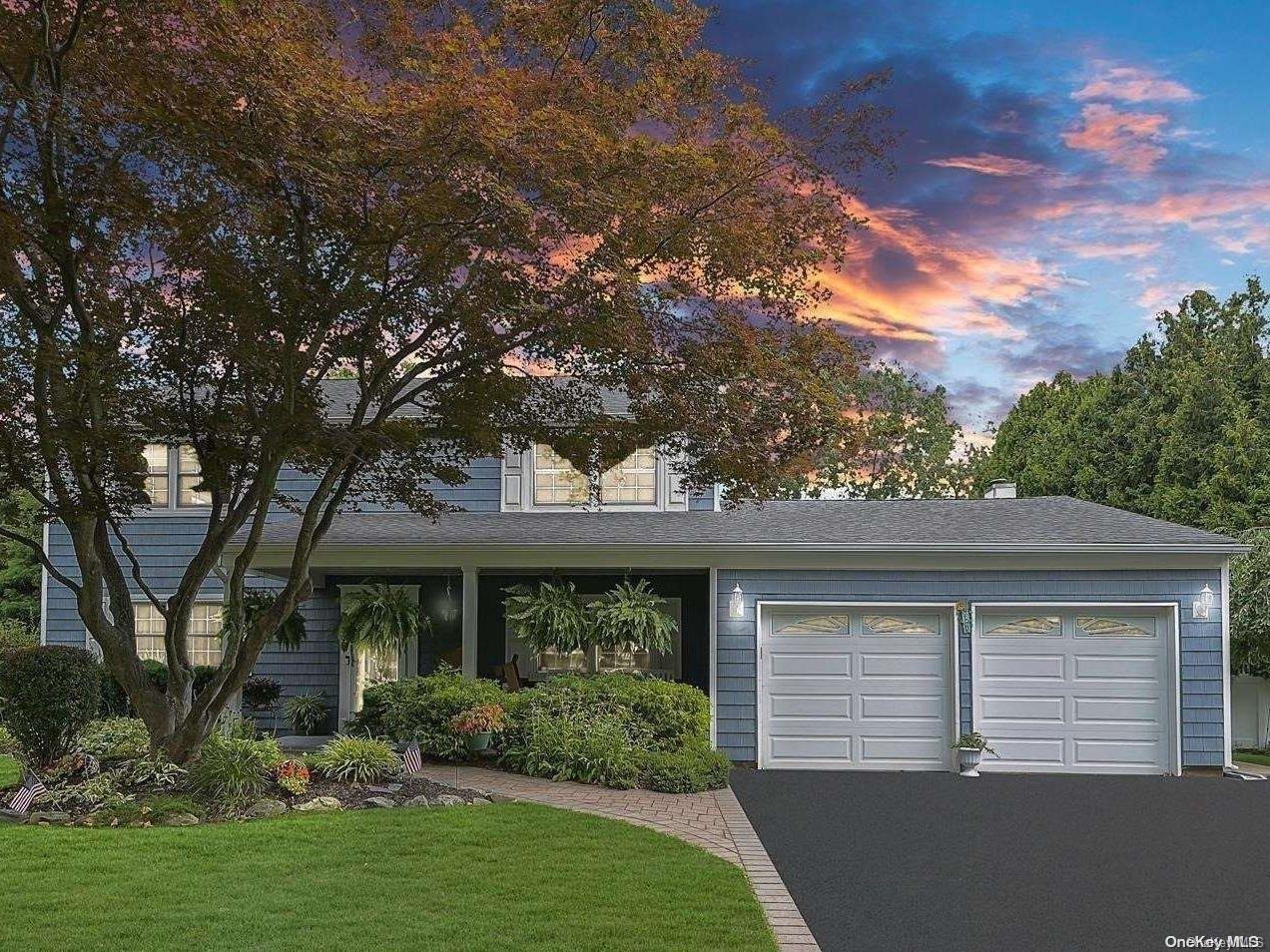 16 Mosshill Place, Stony Brook, NY 11790