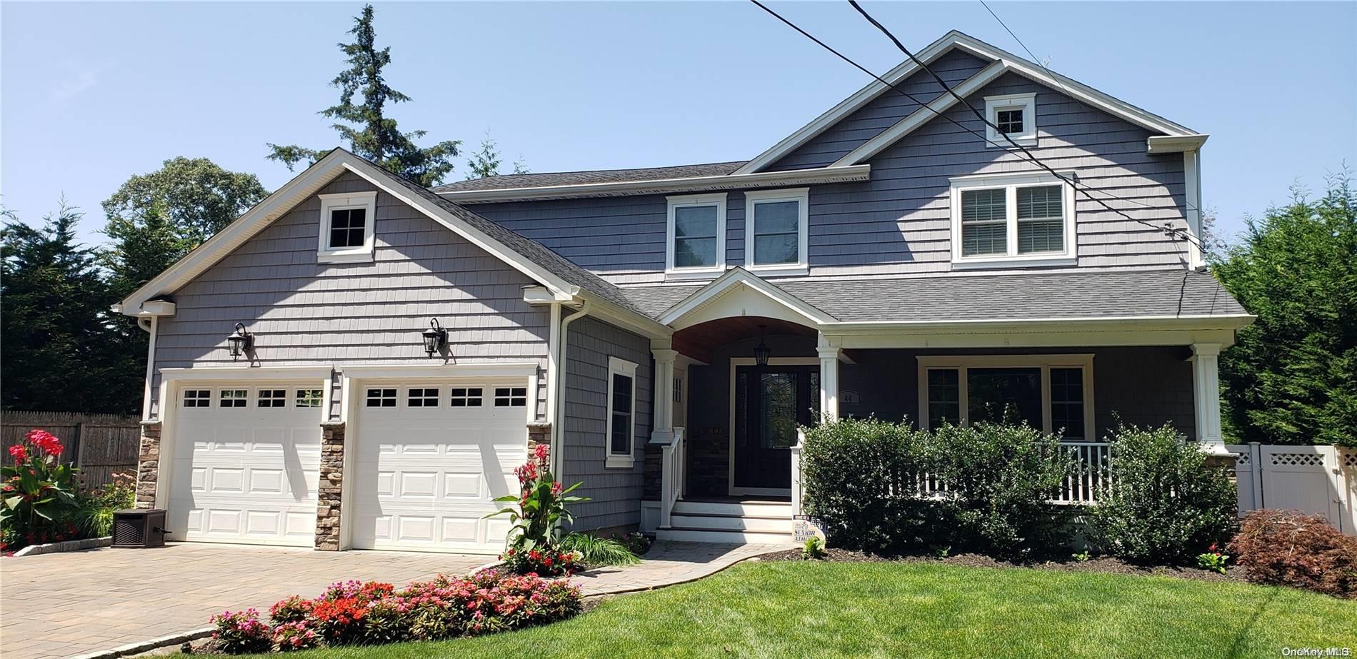 44 Paulanna Avenue, Bayport, NY 11705