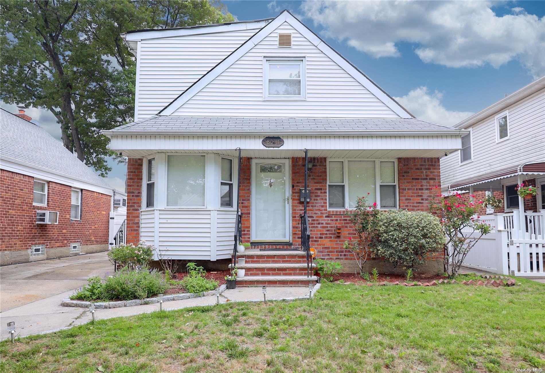 80-41 259th Street, Floral Park, NY 11004