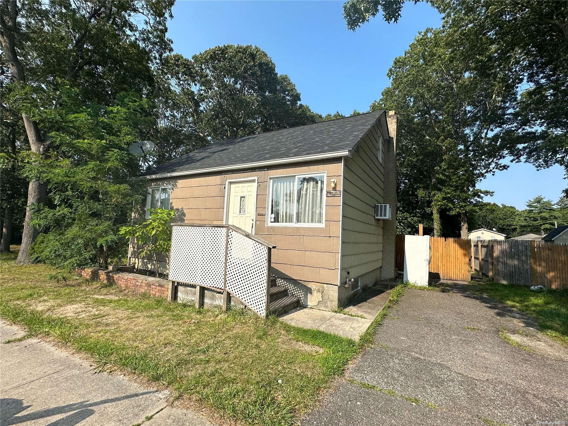 1060 William Floyd Parkway, Shirley, NY 11967