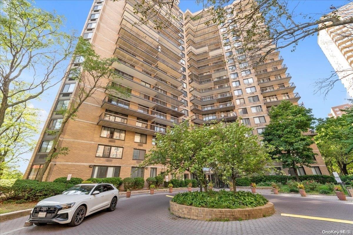 138-35 Elder Avenue # 4C, Flushing, NY 11355