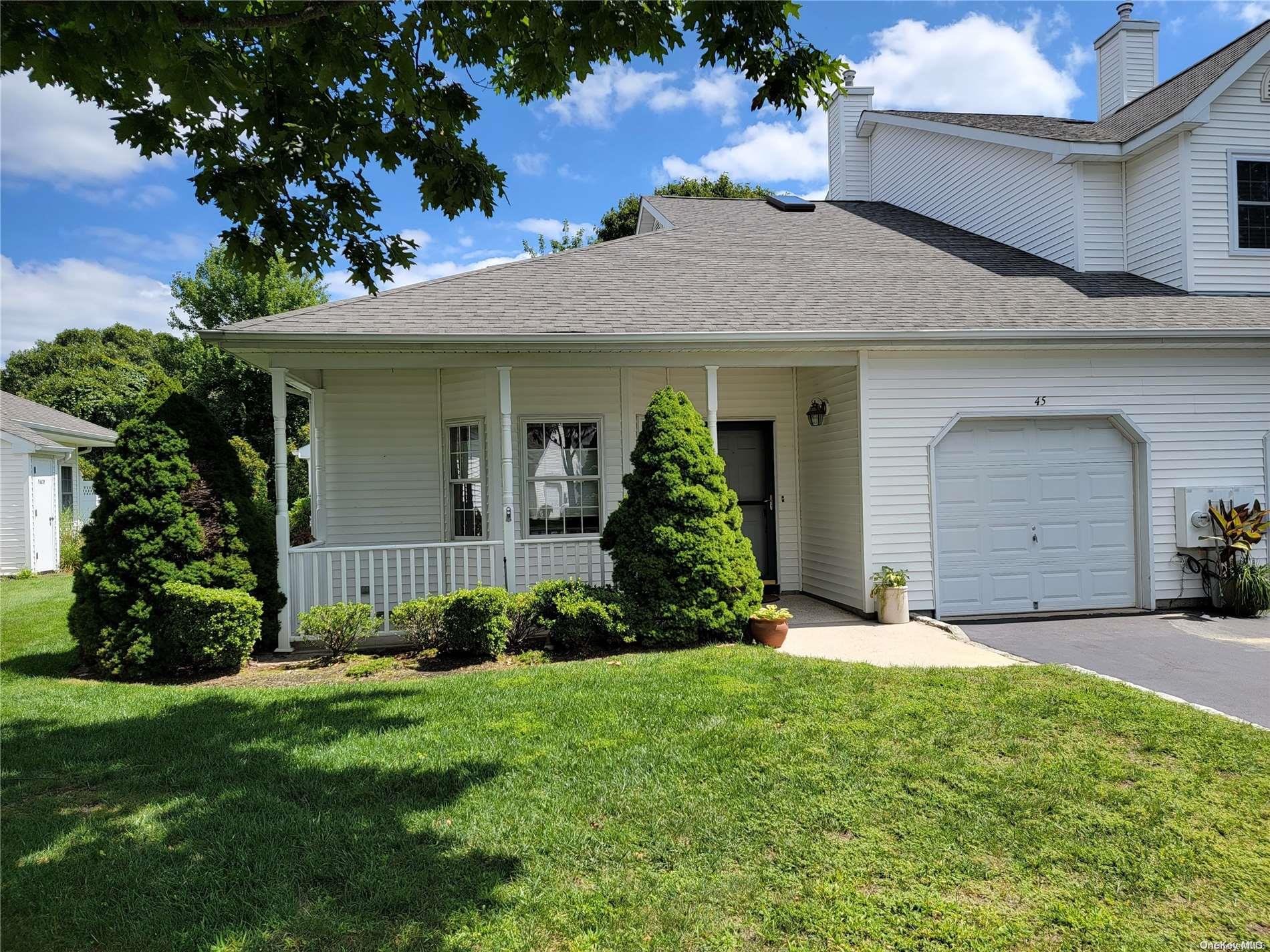 45 Oyster Cove Lane # 45, Blue Point, NY 11715