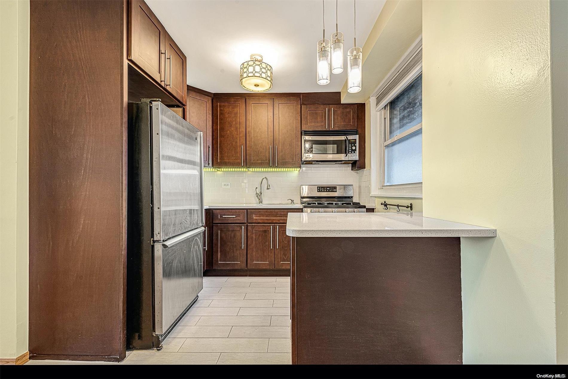 97-07 63rd Road # 8L, Rego Park, NY 11374