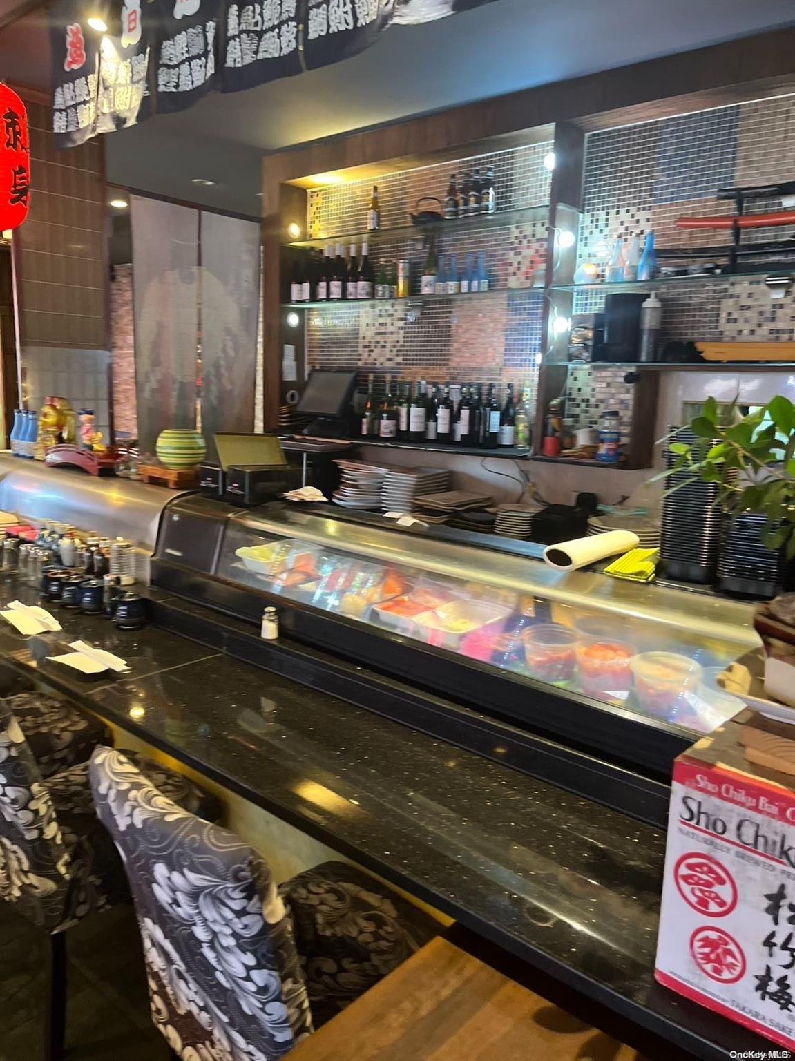 28 Columbus Avenue, Out Of Area Town, NY 10707