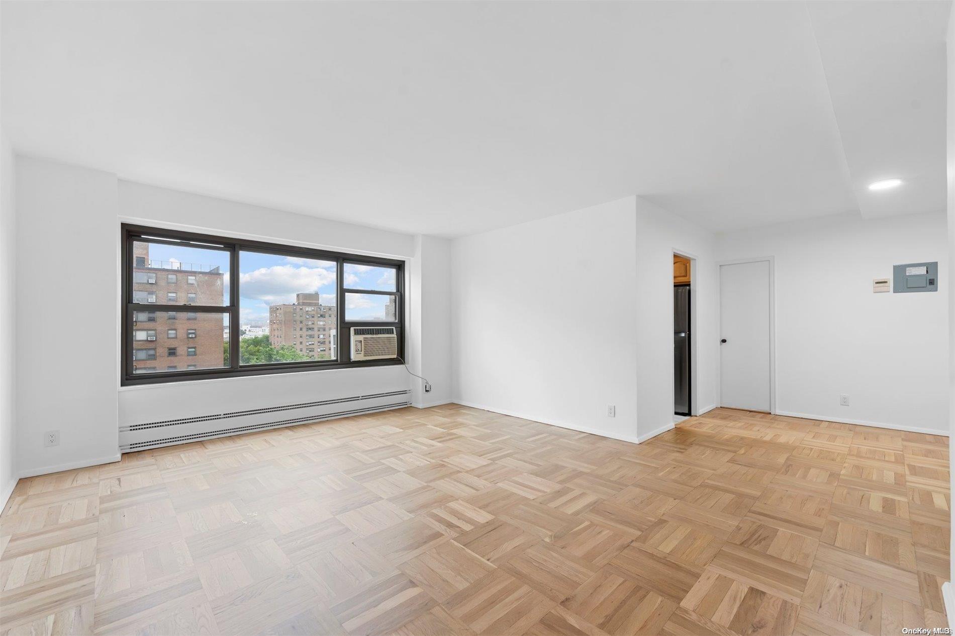 21-36 33 Road # 12D, Astoria, NY 11106