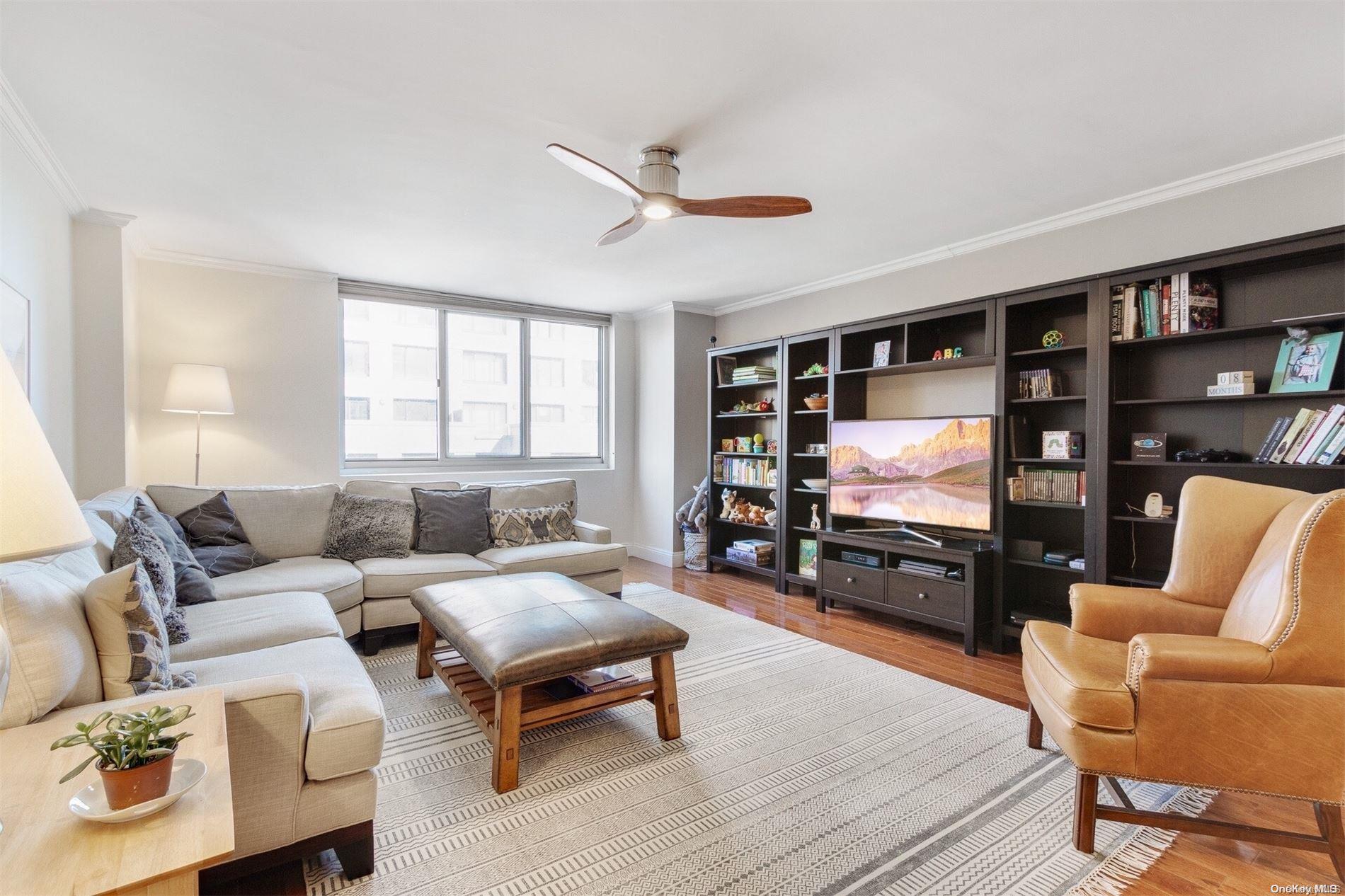 345 E 93rd Street # 6K, New York (Manhattan), NY 10128