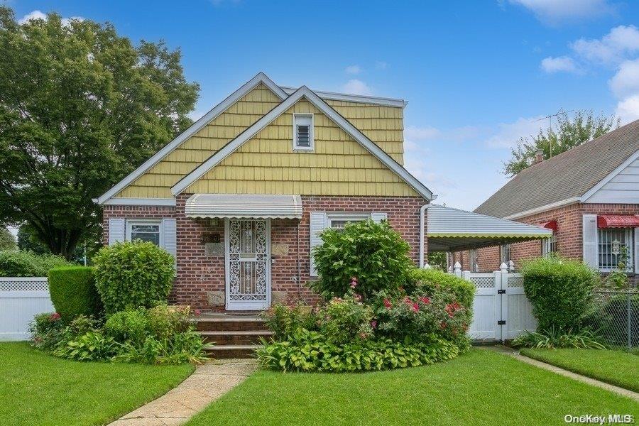 118-01 227th Street, Cambria Heights, NY 11411