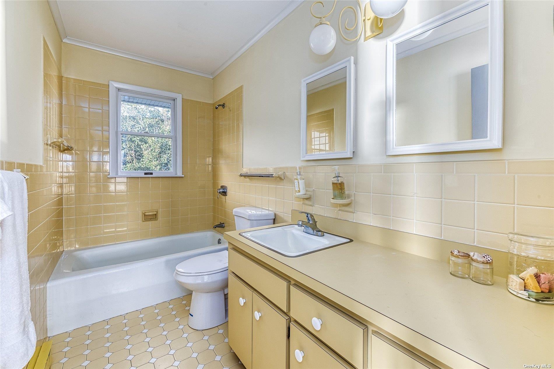 1355 Watersedge Way, Southold, NY 11971