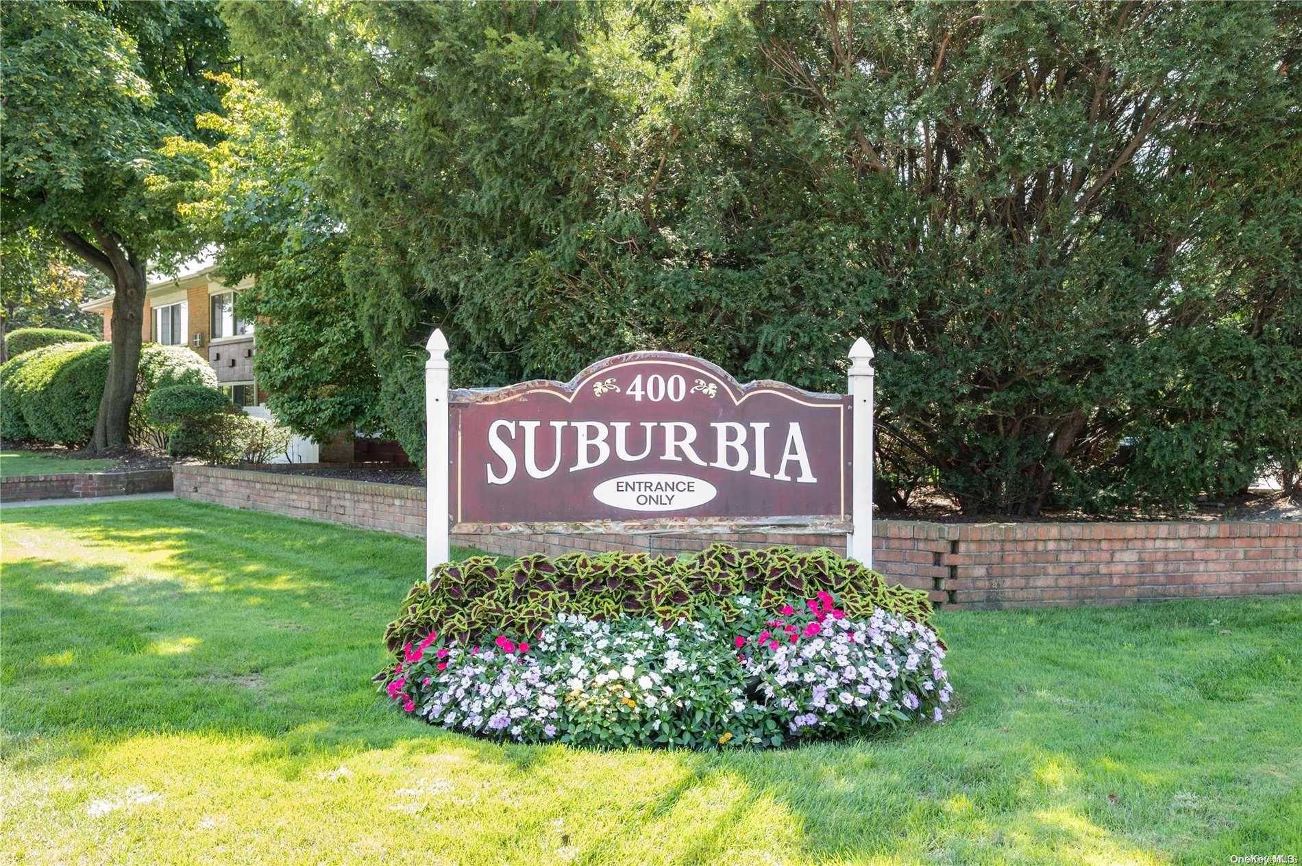 400 Fulton Street # 4C, Farmingdale, NY 11735