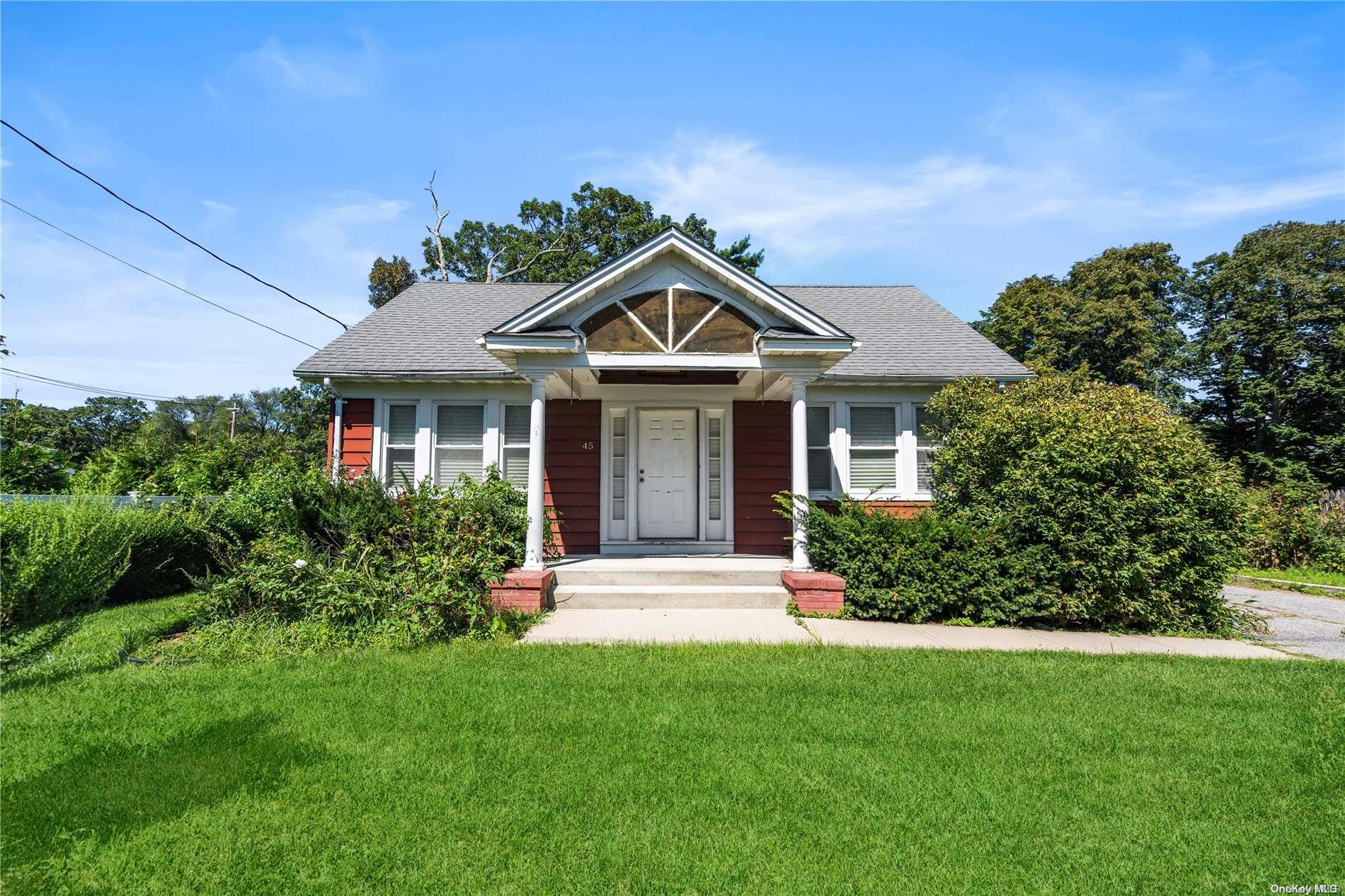 45 Union Avenue, Ronkonkoma, NY 11779