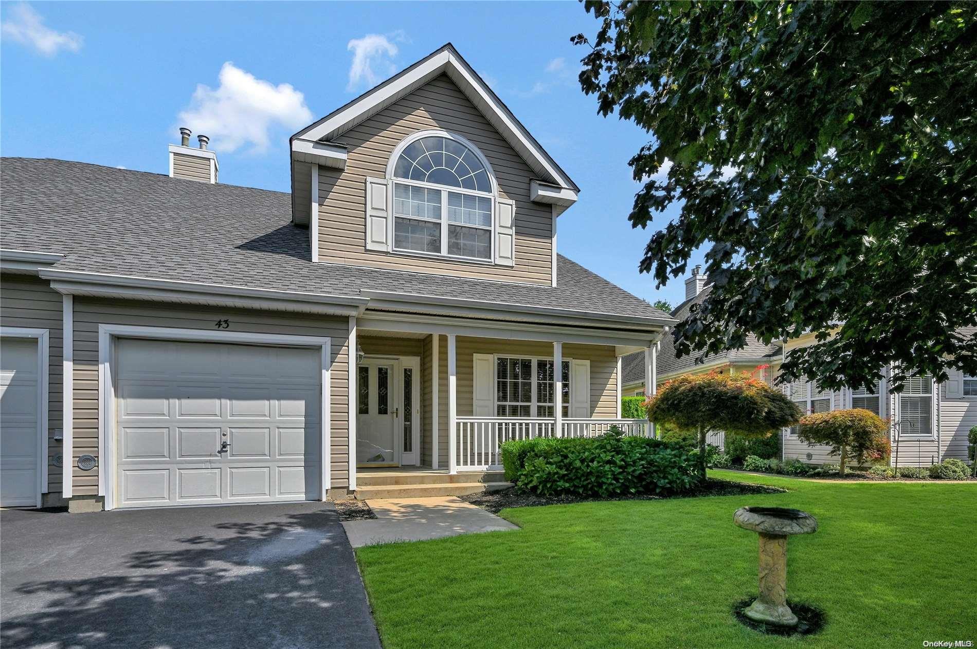 43 Goose Neck Lane # 43, Riverhead, NY 11901