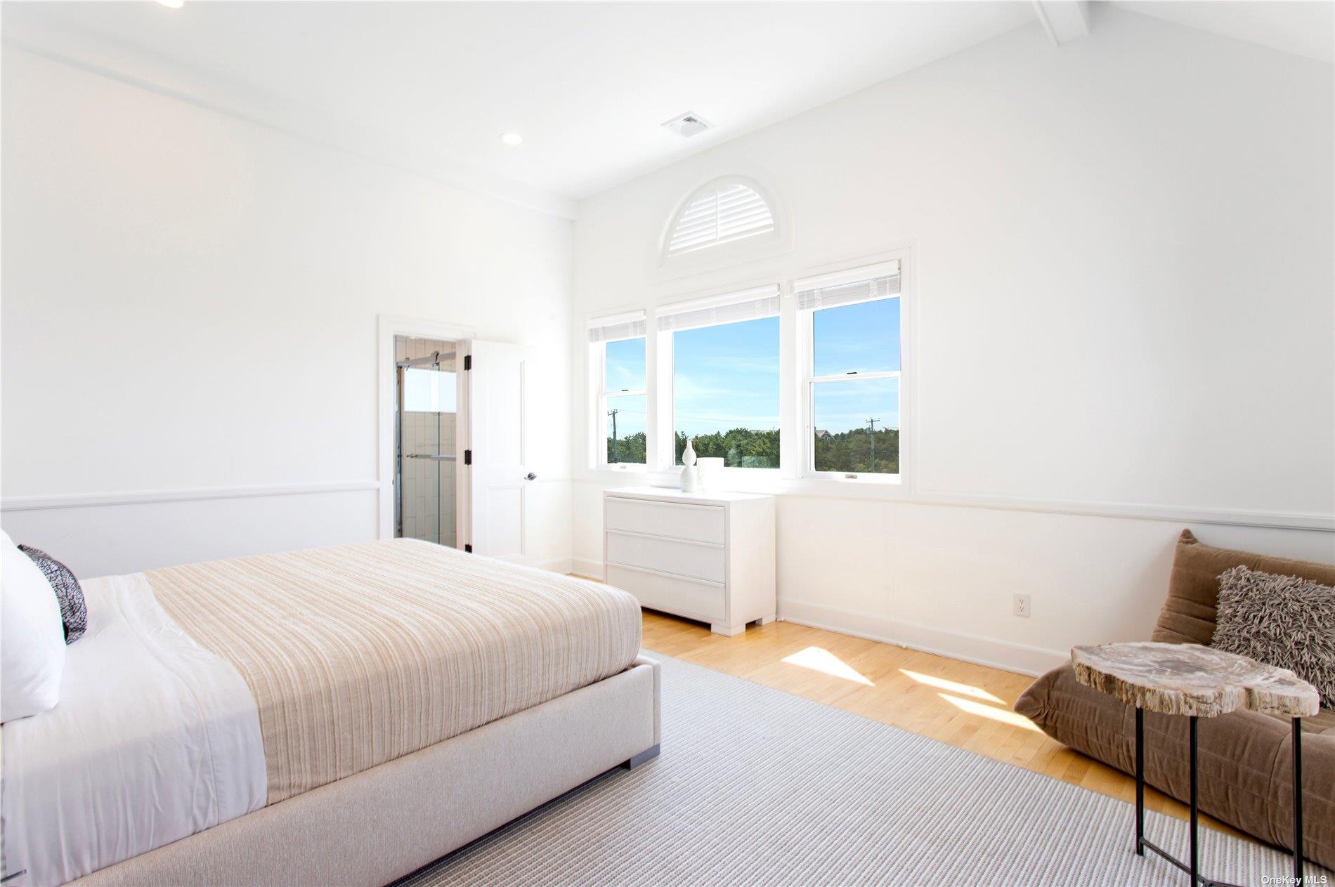 157 Dune Road, Quogue, NY 11959