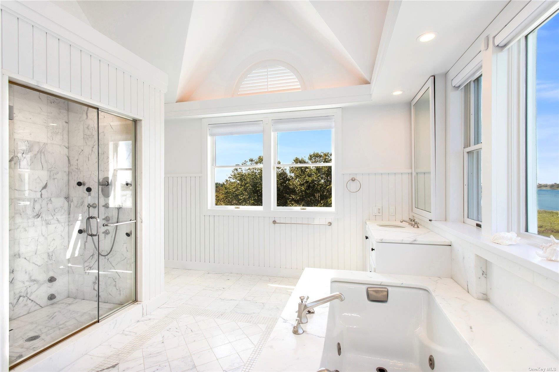 157 Dune Road, Quogue, NY 11959