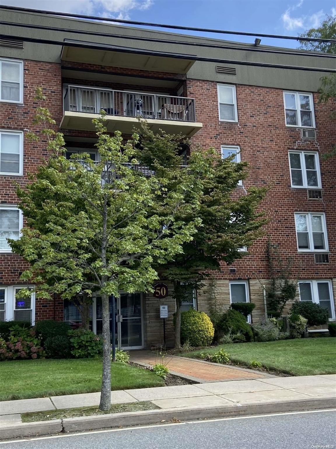 50 Hempstead Avenue # J, Lynbrook, NY 11563