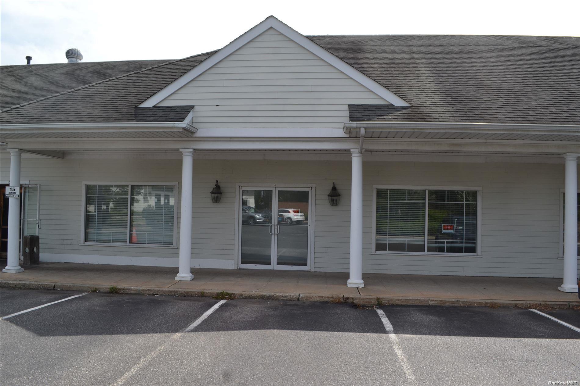 295 Montauk Highway, Speonk, NY 11972