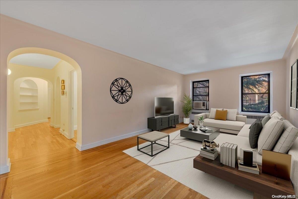 25-40 31 Avenue # 1L, Astoria, NY 11106