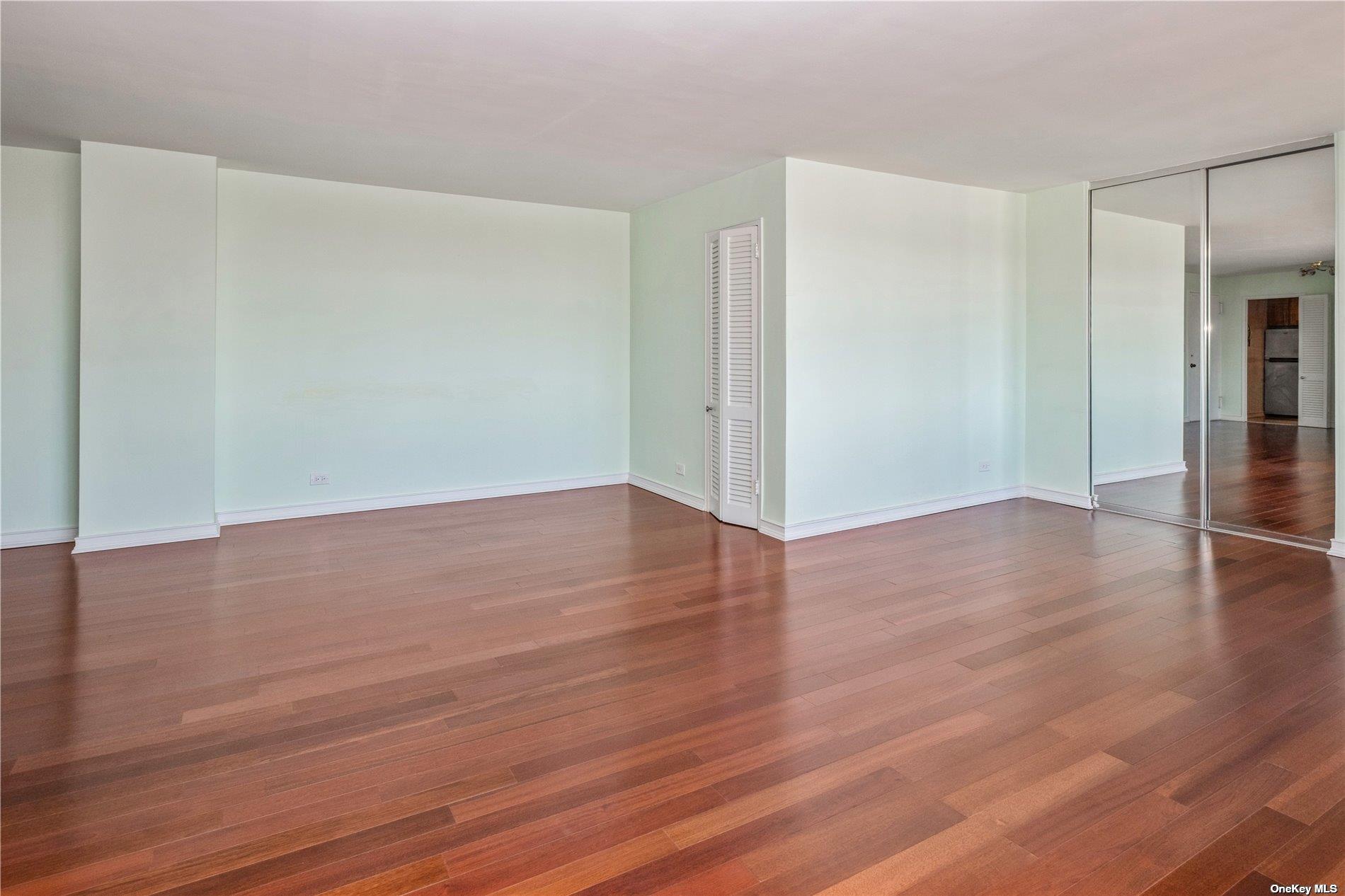 110-11 Queens Boulevard # 19D, Forest Hills, NY 11375