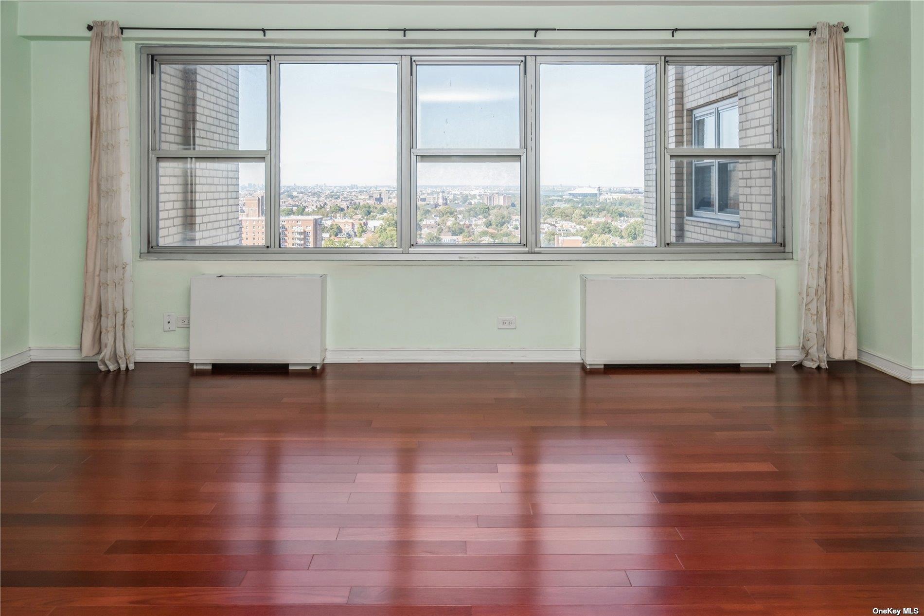 110-11 Queens Boulevard # 19D, Forest Hills, NY 11375