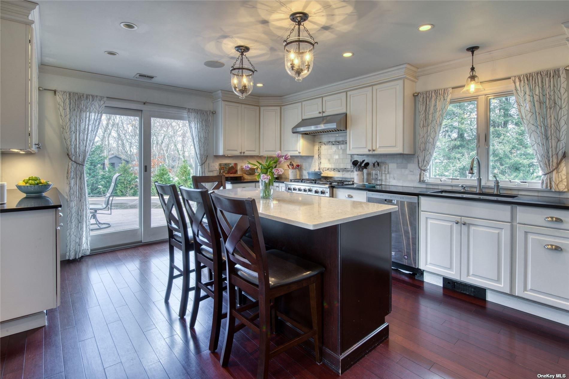 25 Moose Trail, Cutchogue, NY 11935