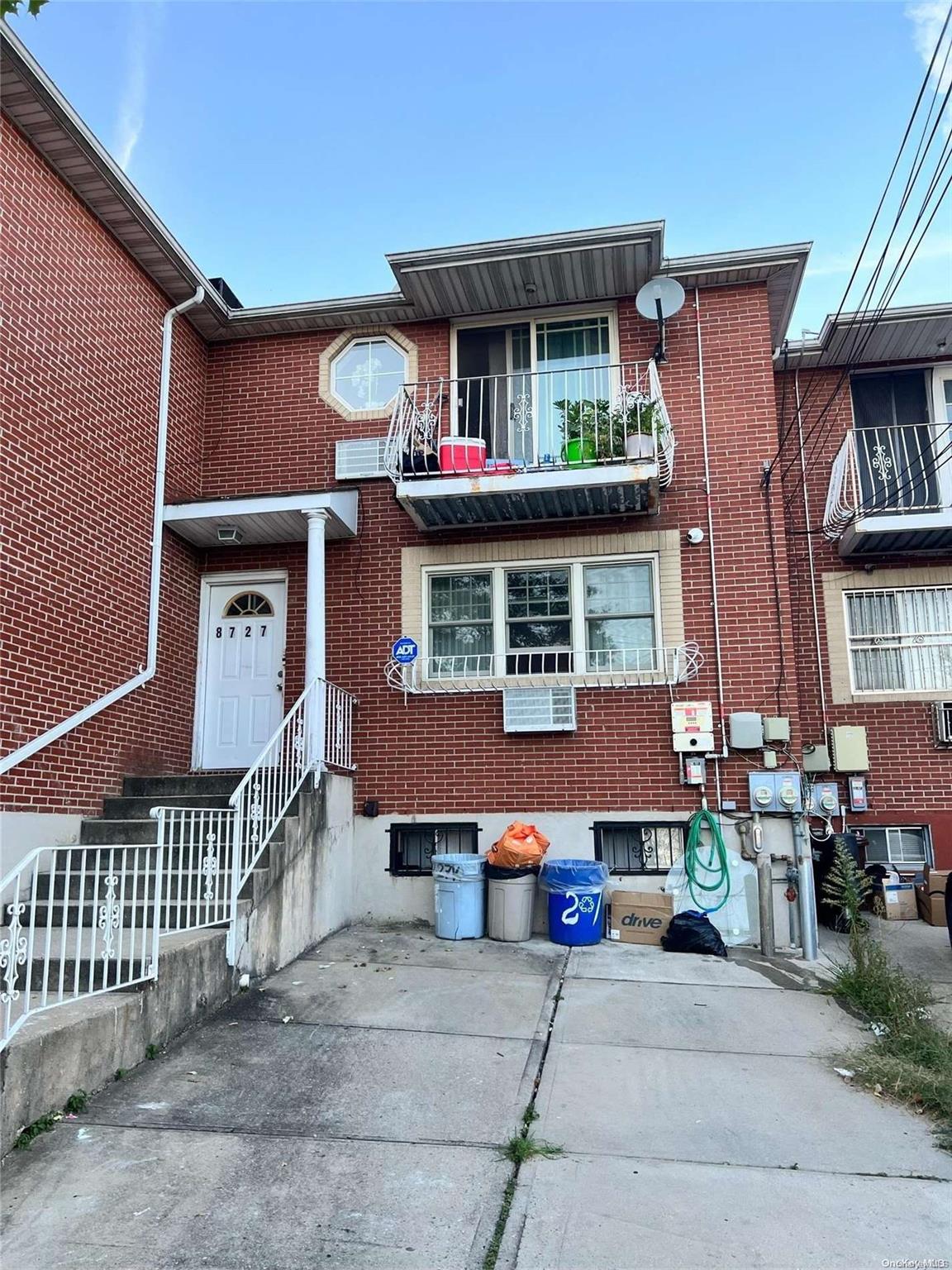 87-27 Kingston Place, Jamaica Estates, NY 11432