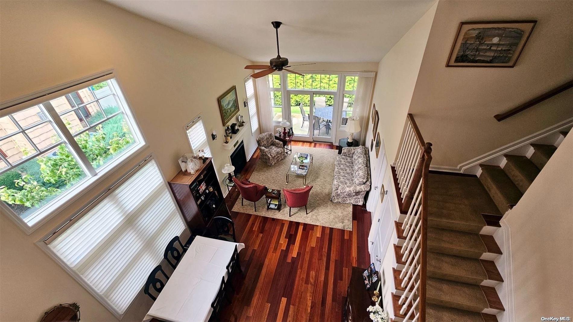 25 Johnnys Path # 25, Bayport, NY 11705