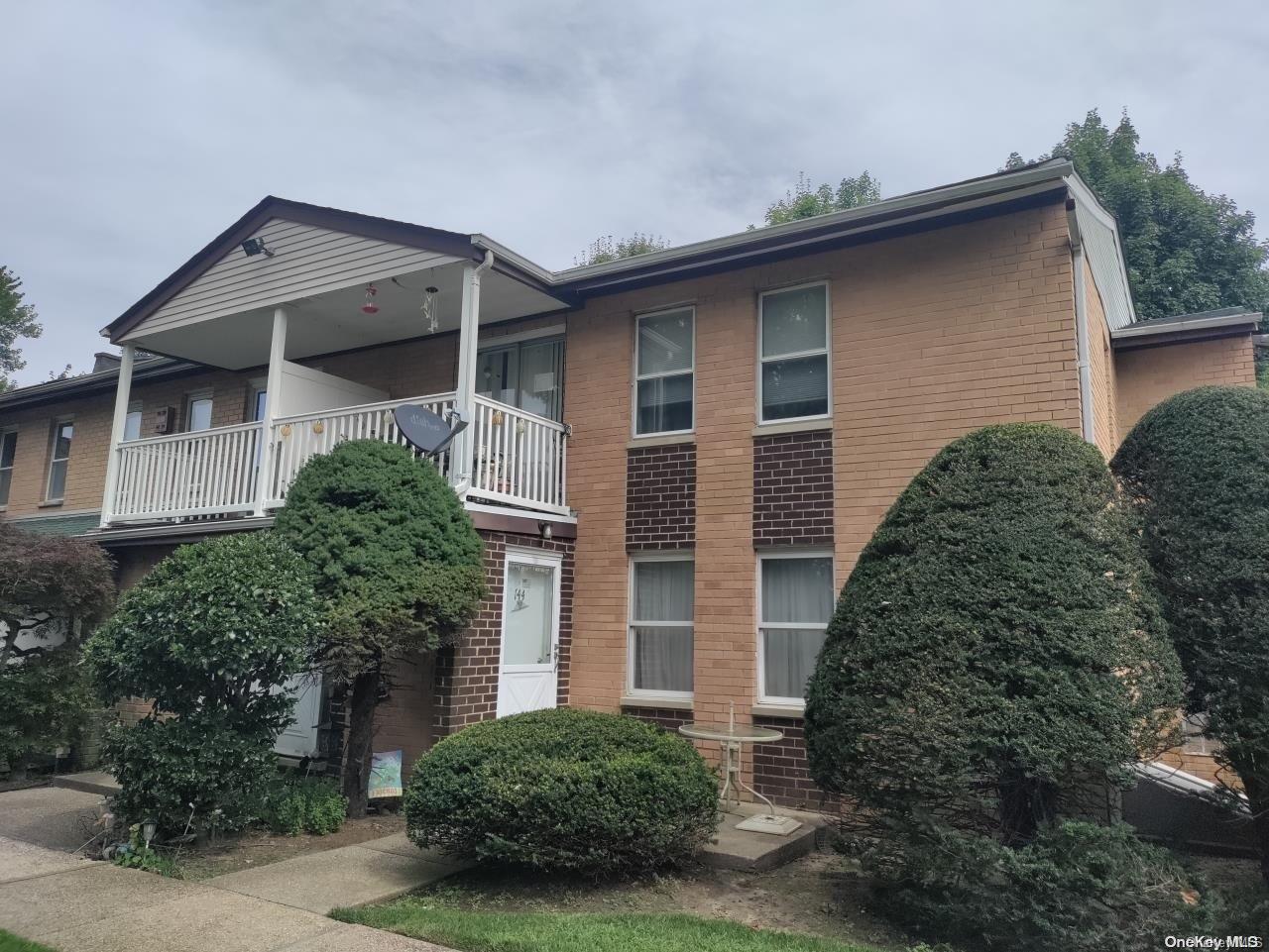 144 Artist Lake Drive # 144, Middle Island, NY 11953