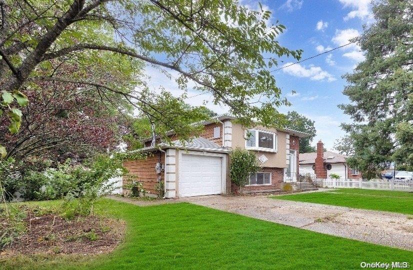 10 Miller Avenue, Central Islip, NY 11722