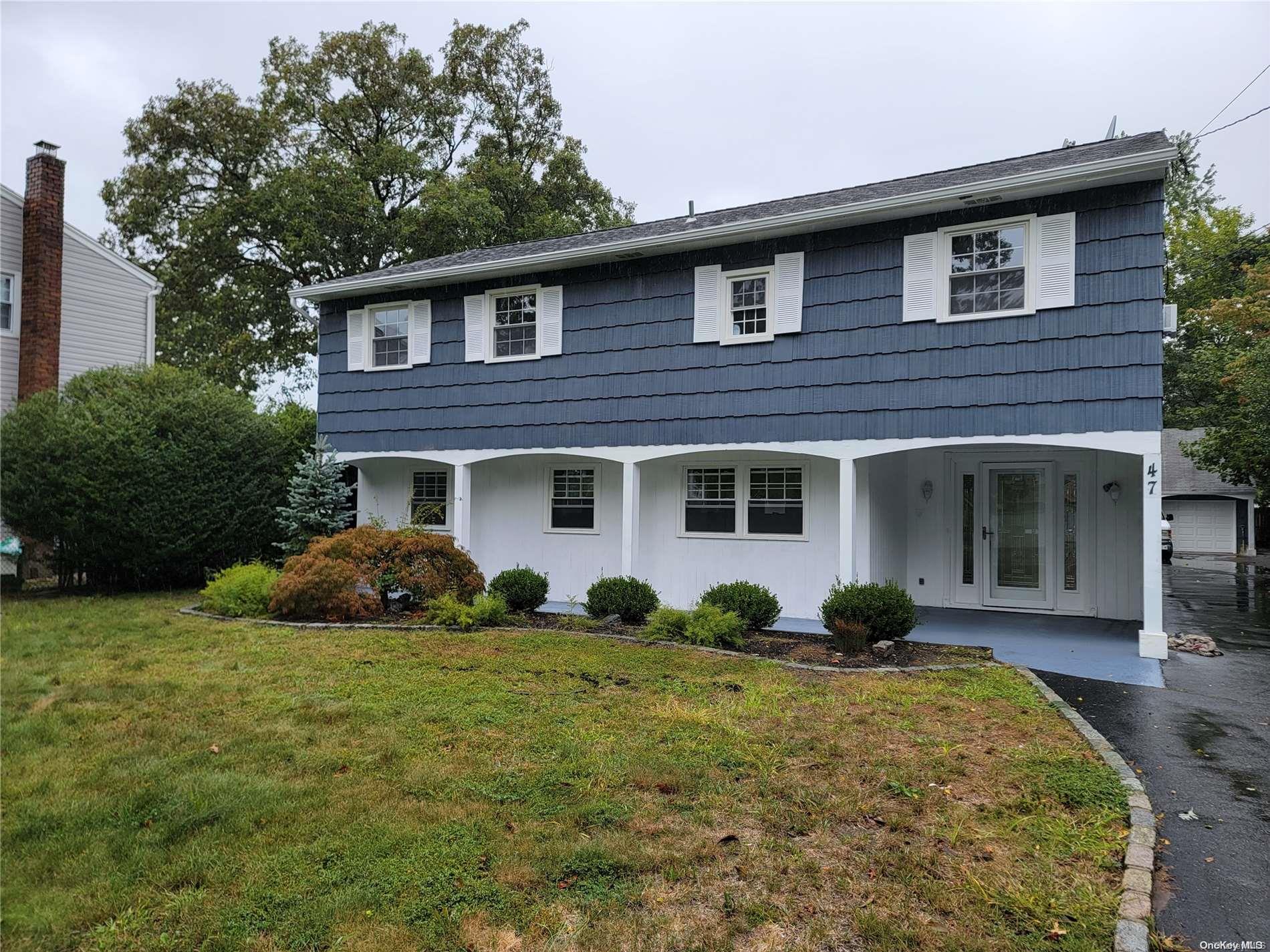 47 Erlanger Boulevard, North Babylon, NY 11703