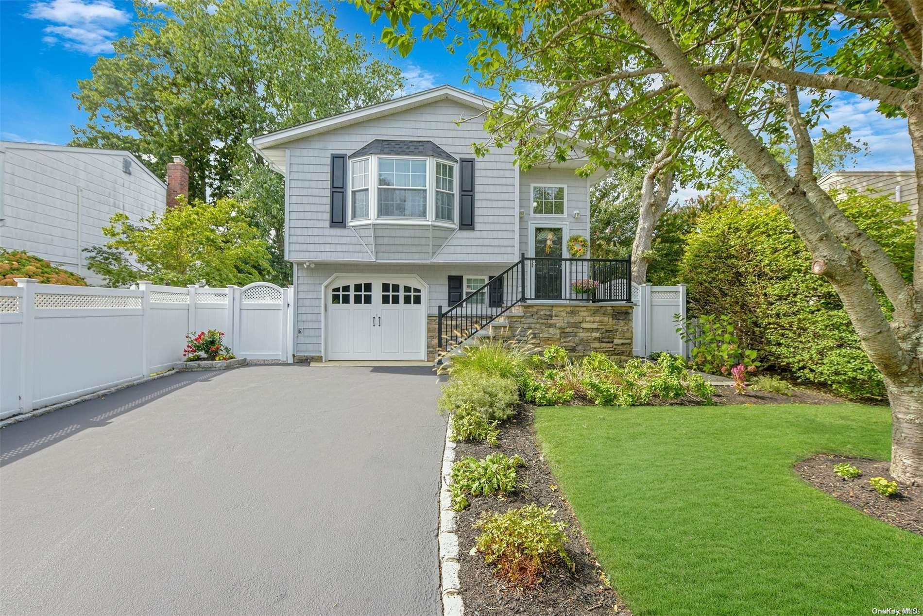 226 Barrett Avenue, Bayport, NY 11705