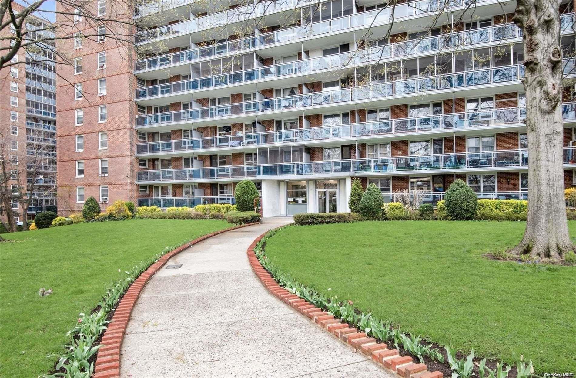 98-05 63 Road # 2L, Rego Park, NY 11374