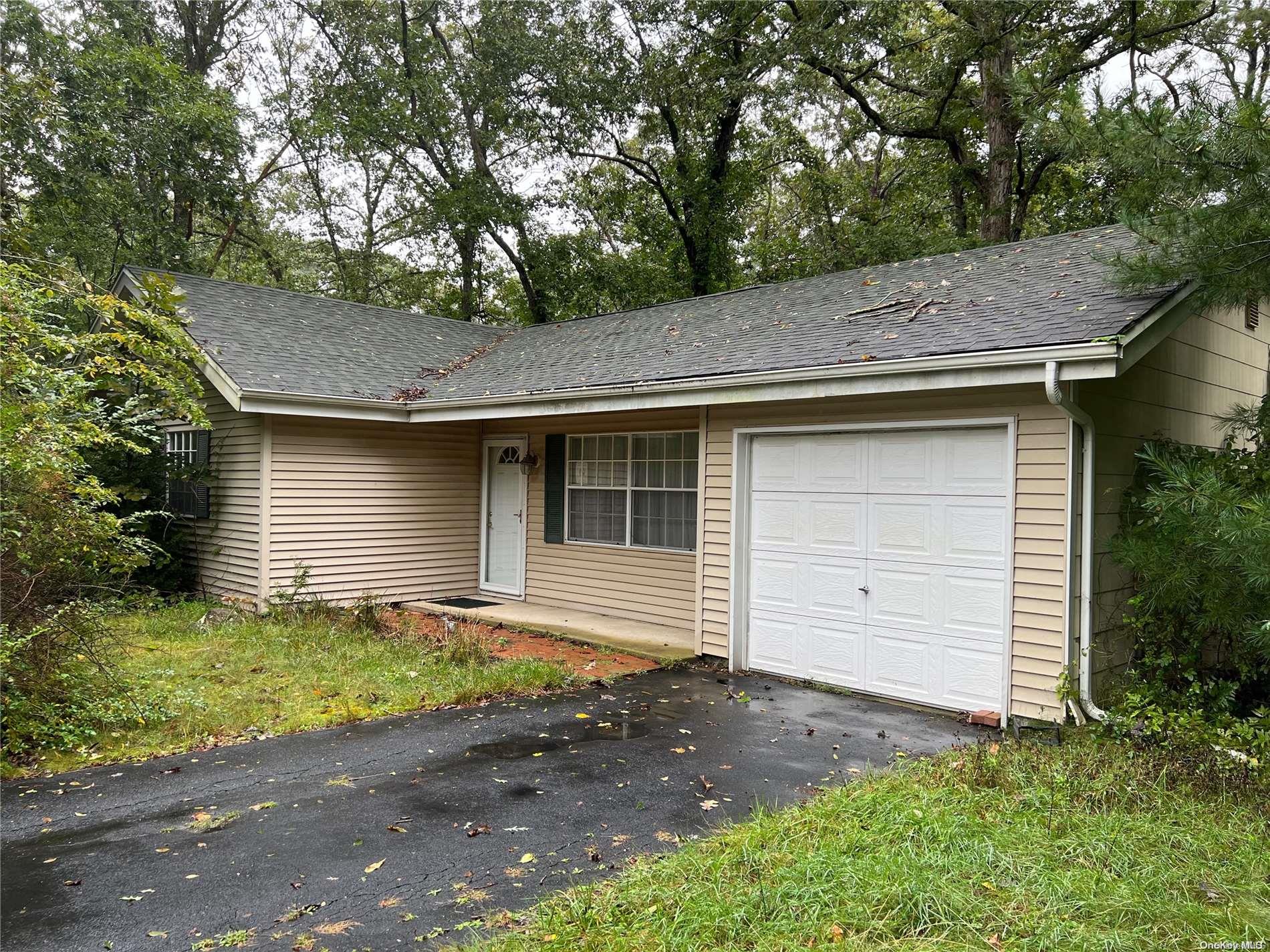 23 Marilyn Street, Manorville, NY 11949