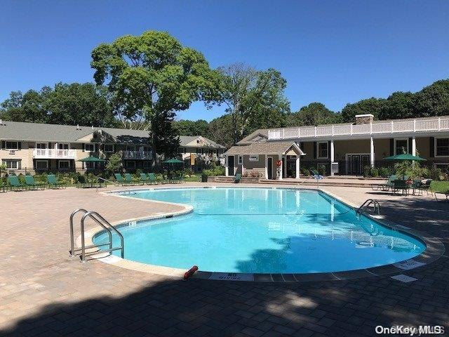 1 Brookwood Drive # 0307B, Coram, NY 11727