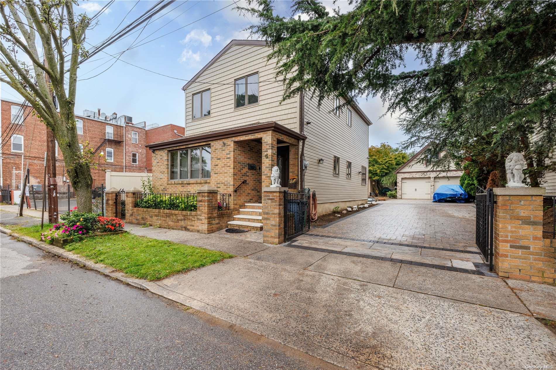 6 S 4th Street, New Hyde Park, NY 11040