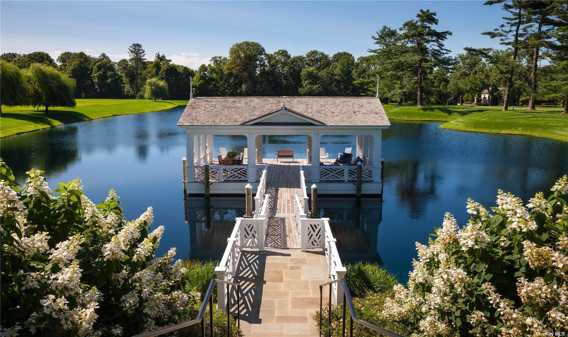 11 Spring Hill Lane, Old Westbury, NY 11568