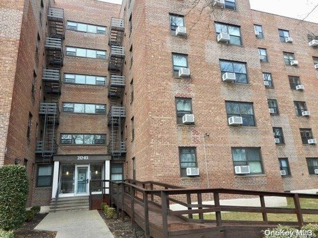 212-03 75 Avenue # 3C, Bayside, NY 11364
