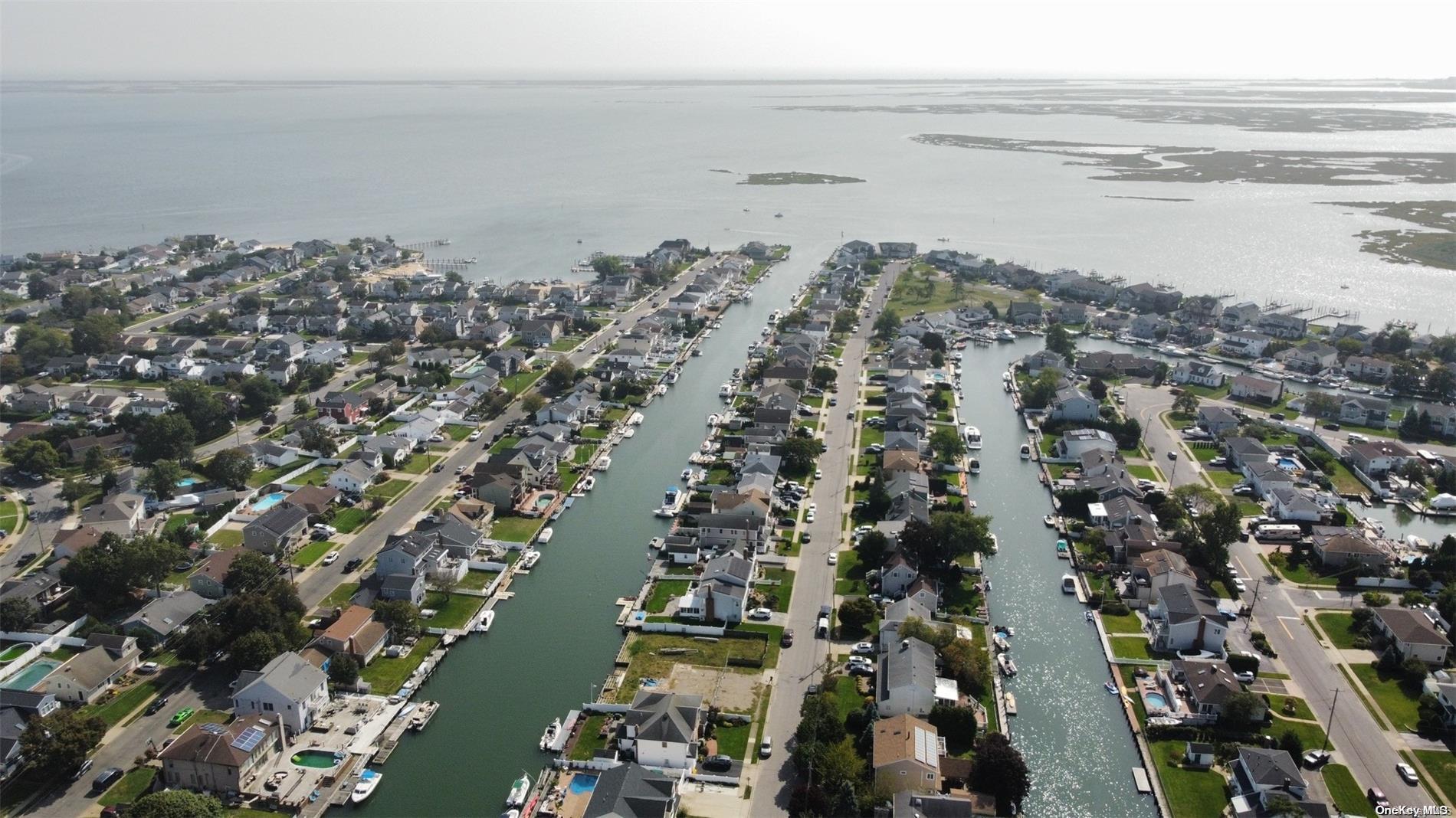 75 Forest Avenue, Massapequa, NY 11758