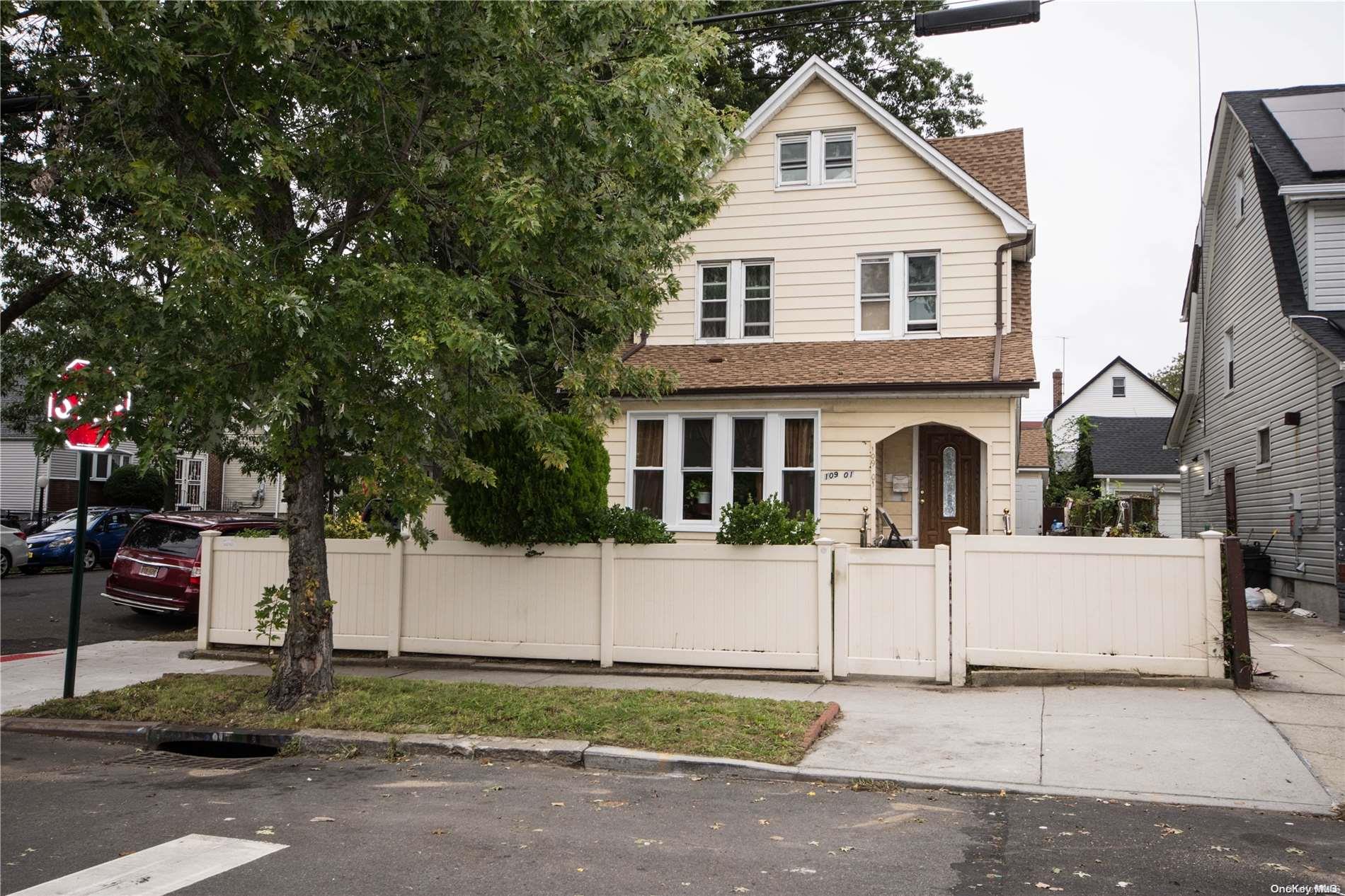 109-01 200th Street, Saint Albans, NY 11412