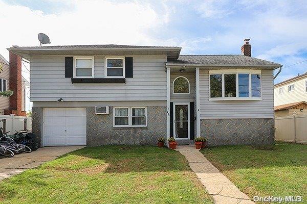 200 Hamilton Avenue, Island Park, NY 11558