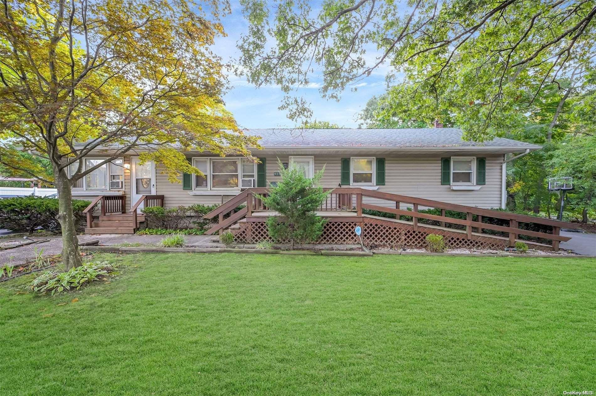 977 N Ocean Avenue, Patchogue, NY 11772